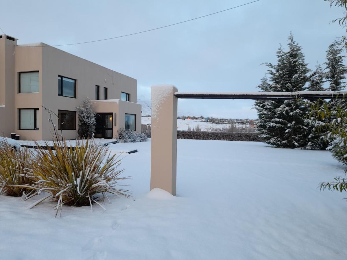 Casa Luminosa Con Parque Y Vista Espectacular Lejlighed El Calafate Eksteriør billede