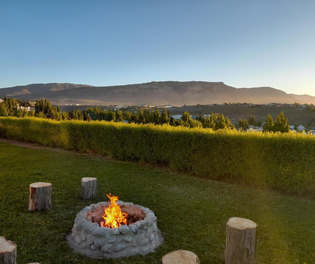 Casa Luminosa Con Parque Y Vista Espectacular Lejlighed El Calafate Eksteriør billede